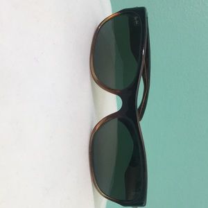 Ray-Ban ( Style B & L ) Tortoise Sunglasses